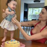Thaila Ayala Instagram - Viva 8 meses do meu milagrinho!