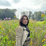 Thaila Ayala Instagram - Que haja amor a onde a gente FLOR 🌻🪻🌸🪷🌸🌹🌼🌷 Arnhem, Netherlands