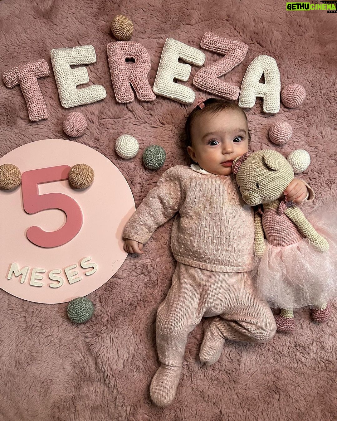 Thaila Ayala - 308.1K Likes - Minha boneca sorridente fez 5 meses!!!
Vivaaaa Tete!!!