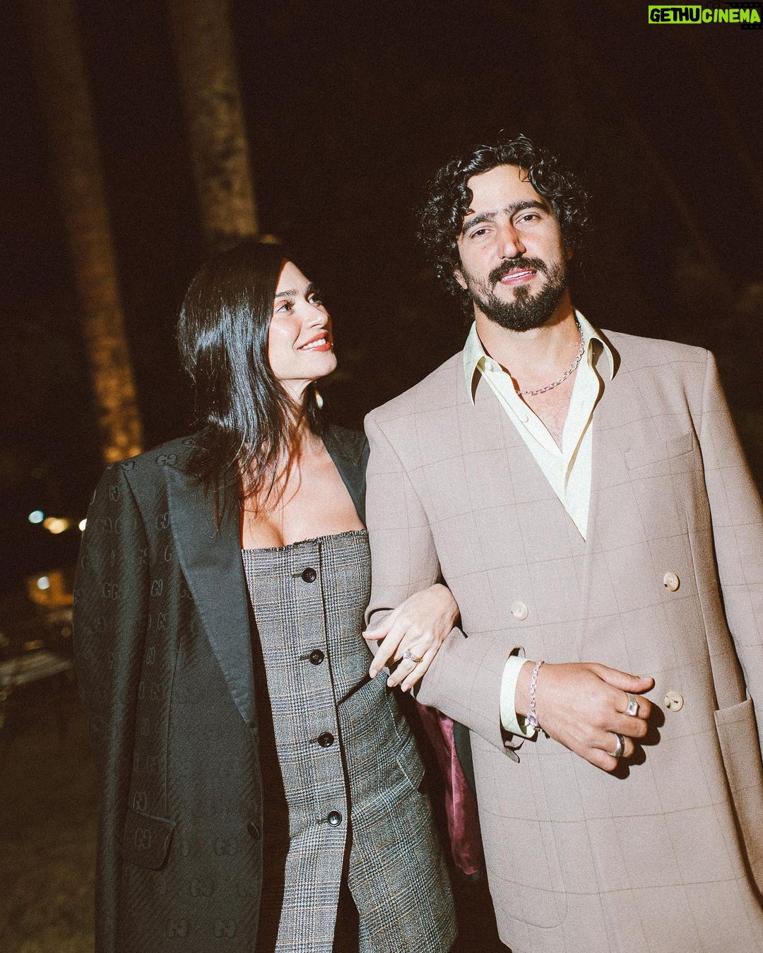 Thaila Ayala Instagram - Art and Love #AnoitecerInhotim @gucci @inhotim