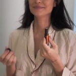Thaila Ayala Instagram - Ser mãe não é uma tarefa fácil, mas eu tenho superaliados da dōTERRA que me ajudam a manter o foco e o ânimo durante o dia, mesmo depois de uma noite mal dormida ou de muitos despertares para amamentar. Já anota essa dica: 💧Para começar o dia, eu uso: mix de óleos essenciais Motivate®️ 💧Para acompanhar o ritmo agitado do Chico, vou de Peppermint 💧E à noite: algumas gotinhas de Lavender para eu poder ter uma noite mais tranquila e relaxar *Para a utilização de produtos dōTERRA durante a amamentação, recomendamos que consulte seu médico. @doterrabr #publicidade
