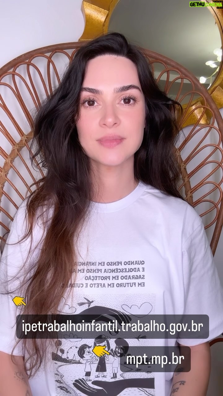 Thaila Ayala Instagram - Semana mundial de combate ao trabalho infantil. Você sabia que quase 2 milhões de crianças e adolescentes estão em situação de trabalho infantil no Brasil? Precisamos falar, compartilhar e alertar sobre isso! Alertar que a infância demanda cuidado e proteção. Caso presencie alguma situação! Disque 100. Para denúncias pela internet, acesse: ipetrabalhoinfantil.trabalho.gov.br e mpt.mp.br. Proteger a infância é potencializar o futuro de uma nação. Precisamos acabar com o trabalho infantil. Vamos juntos nessa luta! DENUNCIE #InfânciaSemTrabalho #ChegadeTrabalhoInfantil #BrasilSemTrabalhoInfantil #Disque100 #InfânciaÉDireito #CriançaLivreDeTrabalhoInfantil