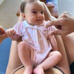 Thaila Ayala Instagram - Segura esse desfile de moda de Tete! 4 meses de alegria do neném mais sorridente do mundo!