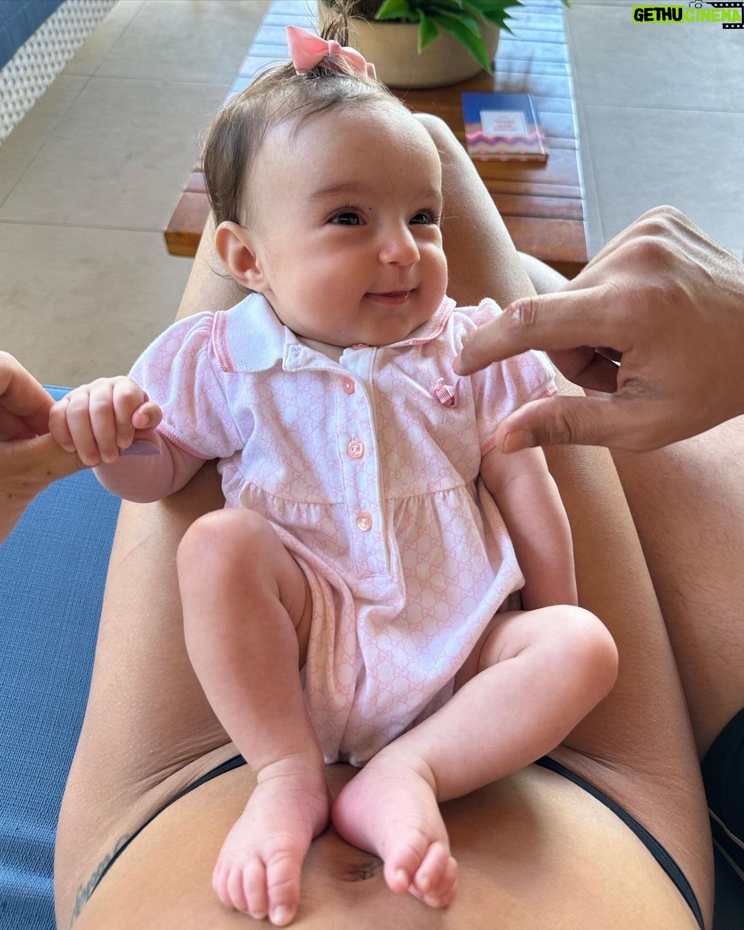 Thaila Ayala - 272.5K Likes - Segura esse desfile de moda de Tete!
4 meses de alegria do neném mais sorridente do mundo!