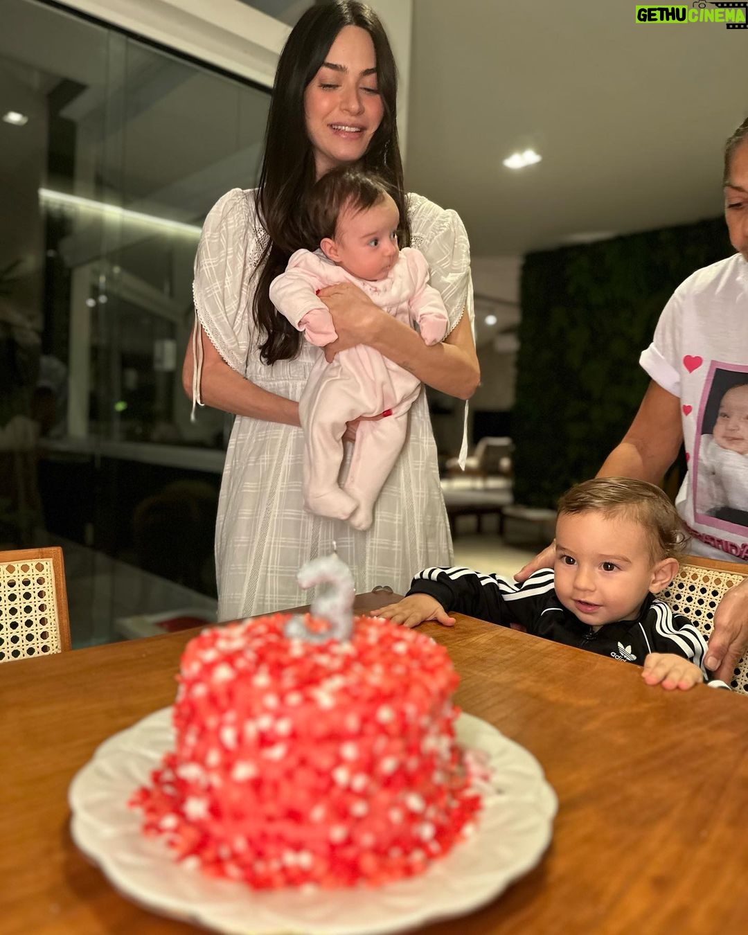 Thaila Ayala - 535.8K Likes - Esse mês mamãe fez bolo temático sim ❣️
Viva o mêsversario mais importante de todos!!!
Viva Tete!