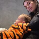 Thaila Ayala Instagram - A volta pra casa e p esse ser que tem minha alma! Como foi difícil ficar longe dele! Obrigada cunhas @marcelagoes_ por toda recepção e e por cuidar junto de @kellycri47 do meu bebê gigante!