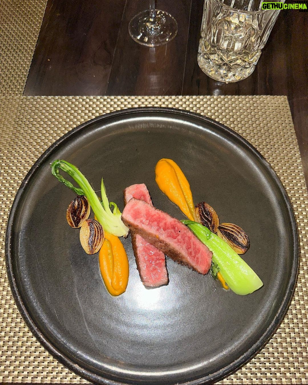 Thaila Ayala Instagram - Qdo a comida vira arte 🙌🏽 #MEE @belmondcopacabanapalace Copacabana Palace, A Belmond Hotel