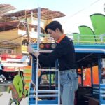 Thanapob Leeratanakachorn Instagram - 🚘💚🧡🌊🛟⁣ ⁣ AIS 3BB Fibre3 พาน้องอุ่นใจ น้องส้มจิ๊ด บุกกลาง old town ภูเก็ต ใครอยู่แถวนั้นอย่าลืมแวะไปถ่ายรูปนะครับ ⁣ #AIS3BBFibre3 ⁣ #อนาคตที่มากกว่าเพื่อคุณ Old Town Phuket