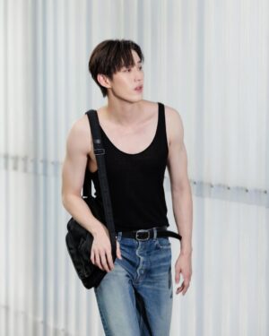 Thanapob Leeratanakachorn Instagram - 🤨👌