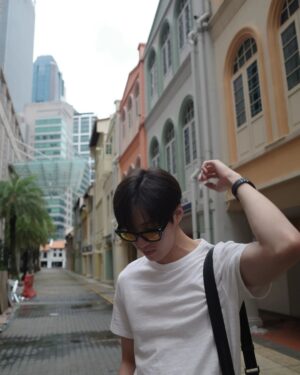 Thanapob Leeratanakachorn Instagram - มันเป็นสีสันน่ารักสดใสอยู่นาาา