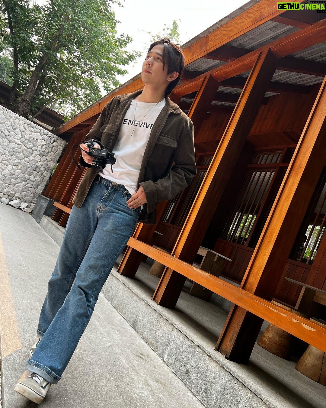 Thanat Lowkhunsombat Instagram - อากาศร้อนมากนะเพื่อน 🌞