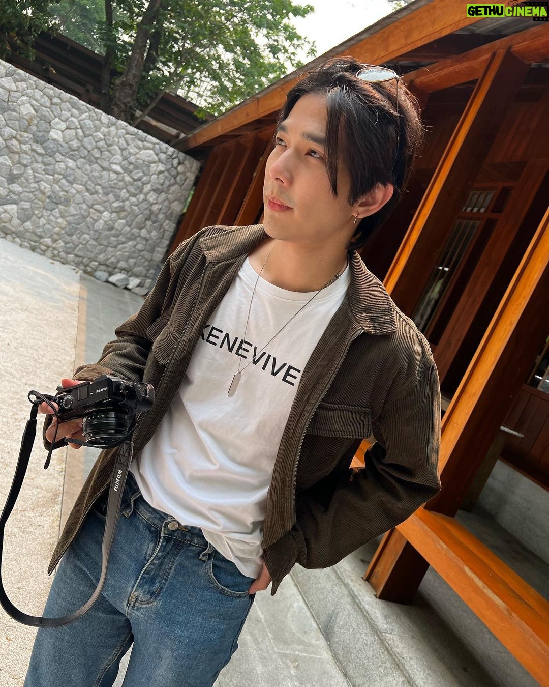Thanat Lowkhunsombat Instagram - อากาศร้อนมากนะเพื่อน 🌞