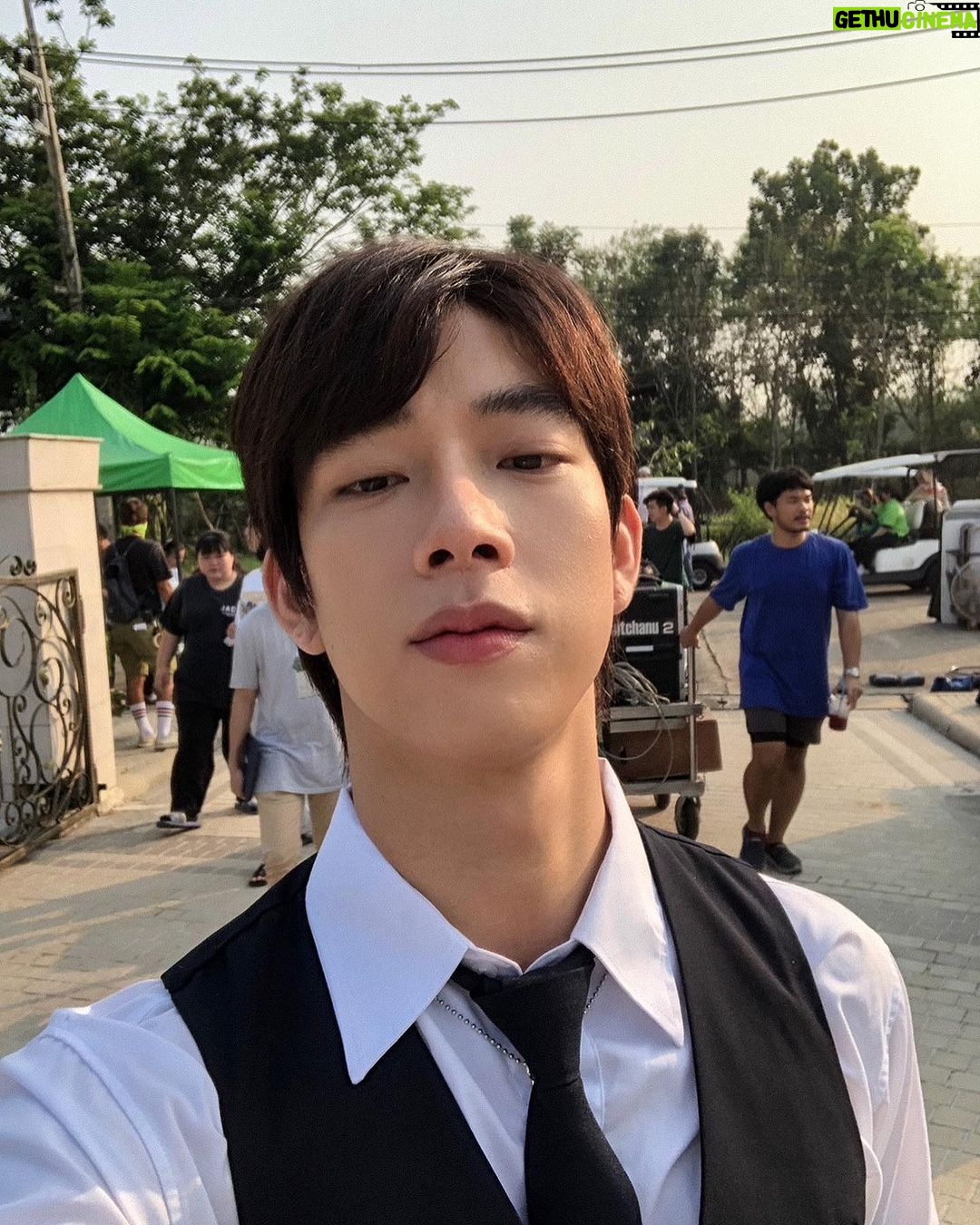 Thanatsaran Samthonglai Instagram - ดูกันรึยังเธอ ไม่ได้ดูไปดูกันด้วยนะ👀 #บ้านชายมองep1