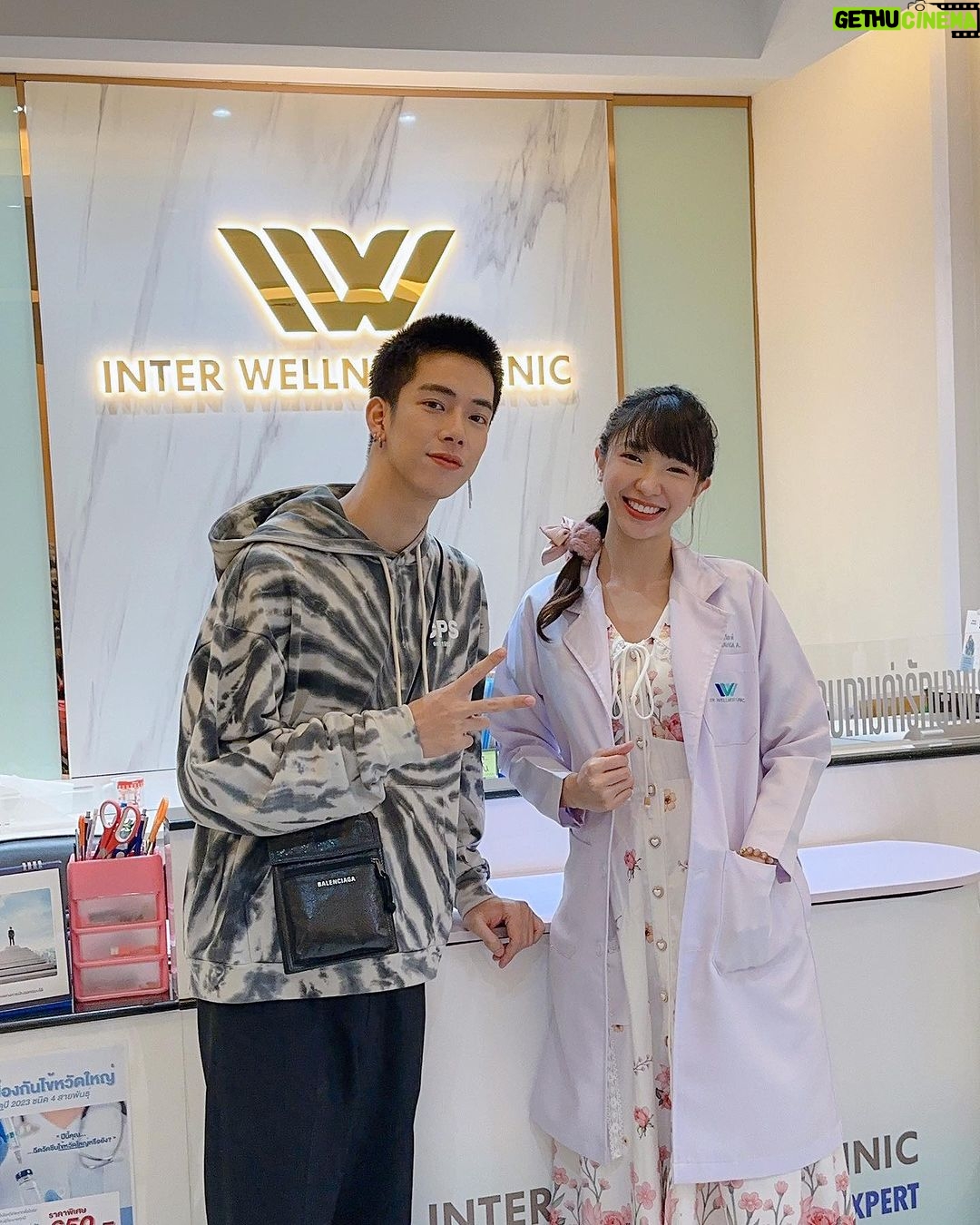 Thanatsaran Samthonglai Instagram - Thank you for @interwellnessclinic คุณหมอดูแลดี ประทับใจมากครับ 🤍🐻 #interwellnessclinic