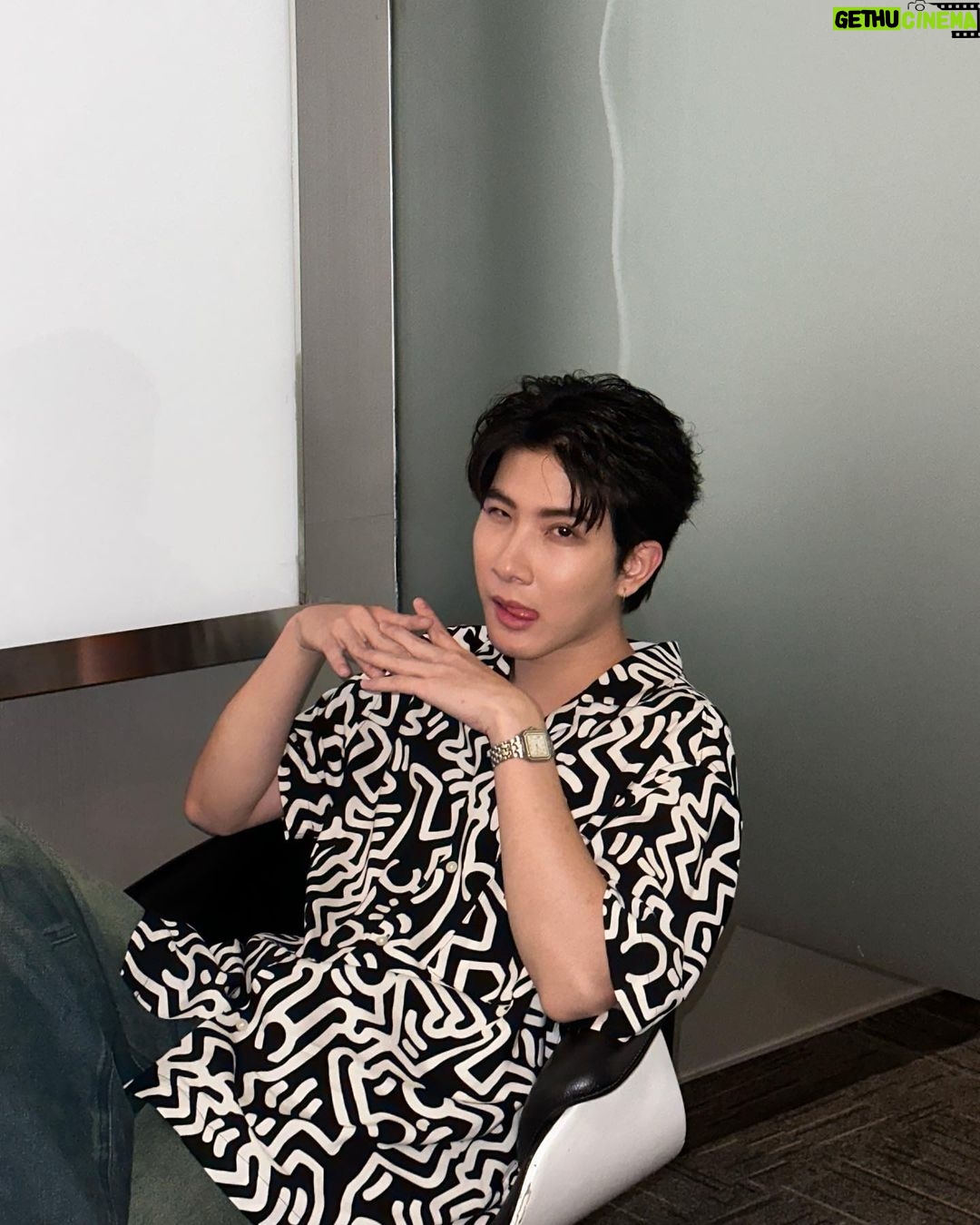 Thanawat Ratanakitpaisan Instagram - แบ่