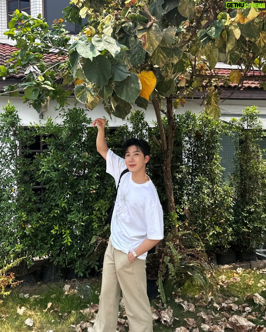 Thanawat Ratanakitpaisan Instagram -