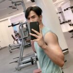 Thanawat Wattanaputi Instagram - ที่ชอบทำหน้านิ่ง เพราะยิ้มเเล้วหน้าบานนนนนน🤪