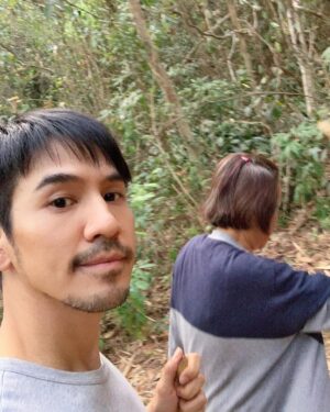 Thanawat Wattanaputi Instagram - เมื่อมีปีใหม่เกิดขึ้น... ก้ต้องมีปีเก่าพร้อมกันเสมอ ขอบคุณสำหรับทุกสิ่ง มีความสุขมากๆนะคับ