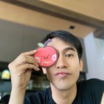 Thanawat Wattanaputi Instagram – มันคืออะไร? ทายกันคับ