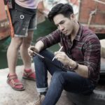 Thanawat Wattanaputi Instagram - มานั่งเป็นเเบบให้หน่อยค้าบ