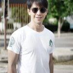 Thanawat Wattanaputi Instagram - สมาคมผู้ปกครองและครูวิทยาลัยช่างศิลป  ขอเชิญชวนทุกท่านร่วมบริจาคเงิน เพื่อเป็นกองทุน สำหรับเป็นทุนการศึกษาและสนับสนุนกิจกรรมทางการศึกษาให้แก่น้อง ๆ นักเรียน นักศึกษาวิทยาลัยช่างศิลป ...โดยการสั่งซื้อเสื้อยืดของทางสมาคมฯ ในราคาตัวละ 150 บาท สามารถสั่งซื้อได้ที่ เพจสมาคมผู้ปกครองและครูวิทยาลัยช่างศิลปตามลิงก์ https://www.facebook.com/สมาคมผู้ปกครองและครูวิทยาลัยช่างศิลป-107893110982481/ และสามารถบริจาคเพิ่มเติมได้ที่ ชื่อบัญชี สมาคมผู้ปกครองและครูวิทยาลัยช่างศิลป์ ธนาคารกสิกรไทย เลขบัญชี  036-2-37732-5
