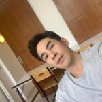 Thanawat Wattanaputi Instagram - เพิ่งตื่น🤪