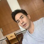 Thanawat Wattanaputi Instagram - เพิ่งตื่น🤪