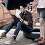 Thanawat Wattanaputi Instagram - มานั่งเป็นเเบบให้หน่อยค้าบ