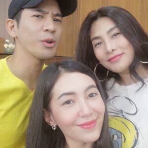 Thanawat Wattanaputi Instagram - โหยยยยยย! ดูถ่าย!!!!