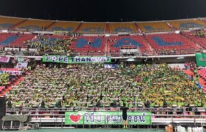 Thanawat Wattanaputi Instagram - รัก#savefans#allforyou