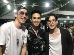 Thanawat Wattanaputi Instagram - อยากเป็นนักร้องบ้างอ่า 👍👍🥳🤩