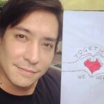 Thanawat Wattanaputi Instagram - ในปลายปีนี้(15ธันวาคม)พี่กับเพื่อนนักแสดง จะมีงานเตะฟุตบอลการกุศลที่จังหวัดประจวบคีรีขันธ์ สำหรับผู้ที่สนใจเข้าร่วมงาน ติดตามกติกาการลงทะเบียนและรายละเอียดต่างๆได้ที่ facebook fanpage, twitter และ Instagram ของ popeclub เร็วๆนี้ มากันเยอะๆนะครับ #ก่อการดี