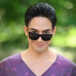 Thanawat Wattanaputi Instagram - ขอบคุณที่ไปดูหนังบุพเพ2 🤟😘 งับ