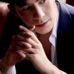 Thanawat Wattanaputi Instagram - คือคิดว่าจะไม่ลงเเล้วนะ เเต่เเพรวเซ็ทนี้คือดีจริง #PraewJan24 #Praewmag