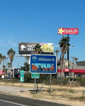 Thanayut Thakoonauttaya Instagram - A breathtaking landscape that the camera can't capture – best appreciated through your own eyes. #Nevada #LasVegas #USA