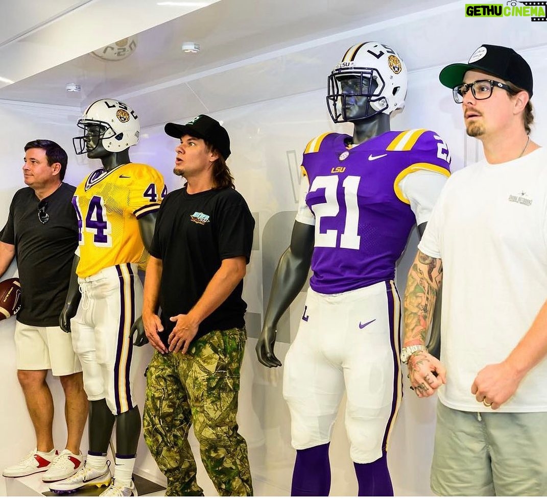 Theo Von Instagram - taking offers. still got 6 1/2 week of eligibility. God did. 🙏 🙏 @lsufootball and Louisiana for the warm welcome. No other state id rather be from. nobody do it like the boot. ❤️ 🙏 @raisingcanes 📸: @austin.gremillion
