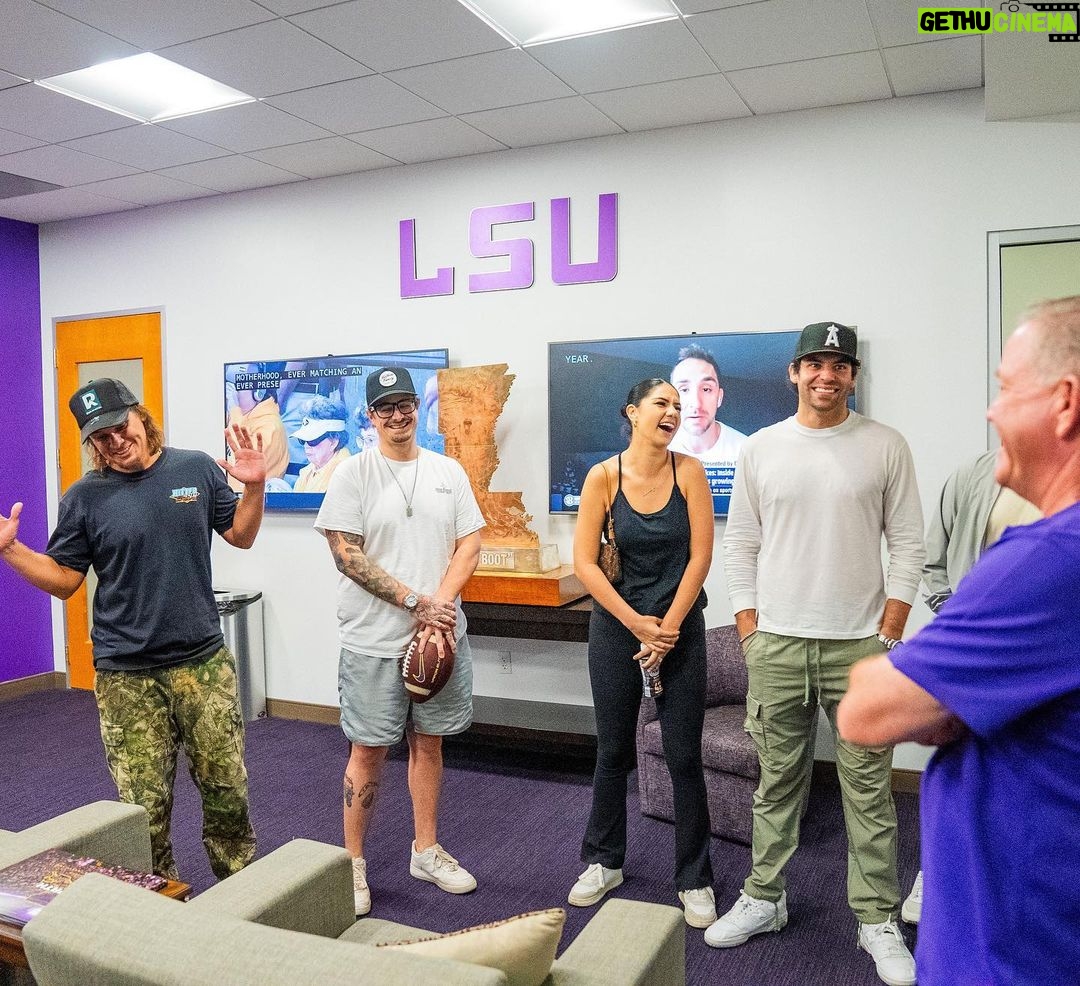 Theo Von Instagram - taking offers. still got 6 1/2 week of eligibility. God did. 🙏 🙏 @lsufootball and Louisiana for the warm welcome. No other state id rather be from. nobody do it like the boot. ❤️ 🙏 @raisingcanes 📸: @austin.gremillion
