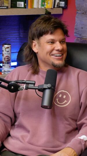 Theo Von Instagram - free therapy from my buddy @rainnwilson 
@celsiusofficial #celsiusbrandpartner #celsiuslivefit