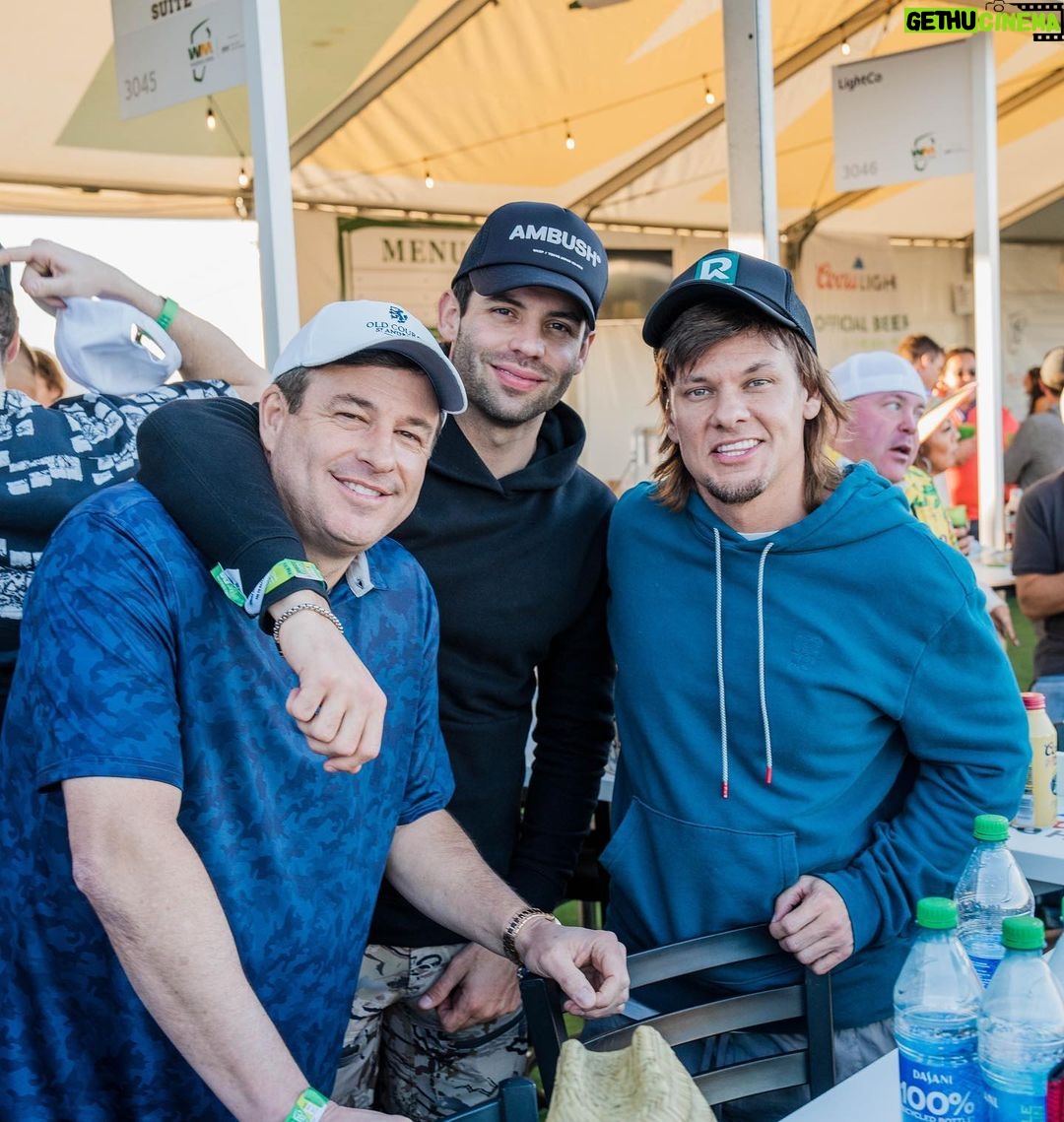Theo Von Instagram - Grateful for a unique weekend to meet some Louisiana legends and some heroes and new friends. Thanks @raisingcane’s for the hospitality. On God. Praise God. 🙏 Tagged @bobbyleelive in last pic.