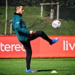 Thiago Alcántara Instagram - Massive April. Let’s enjoy! ⚽️ #YNWA
