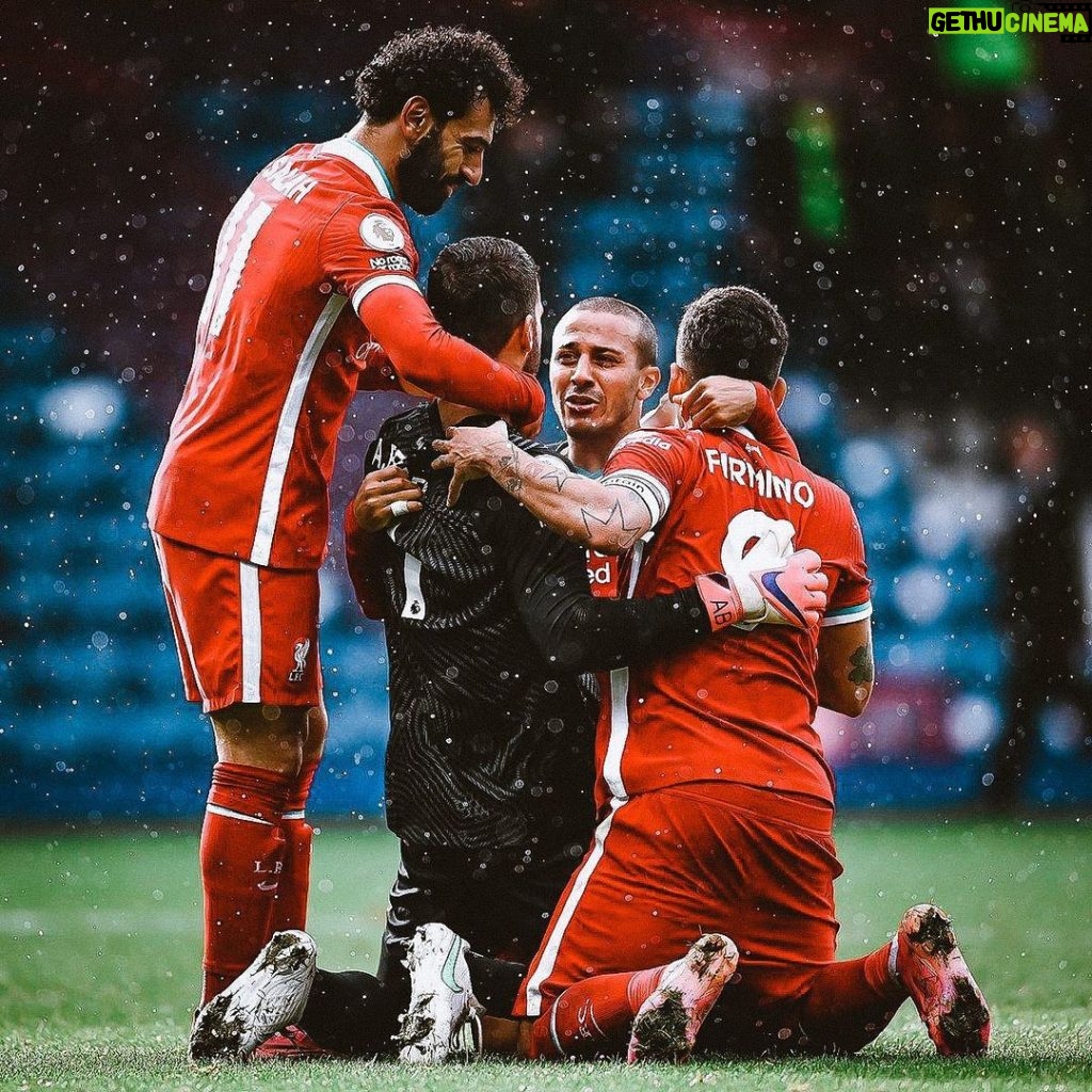 Thiago Alcántara Instagram - Football...passion... and don’t give up. #YNWA