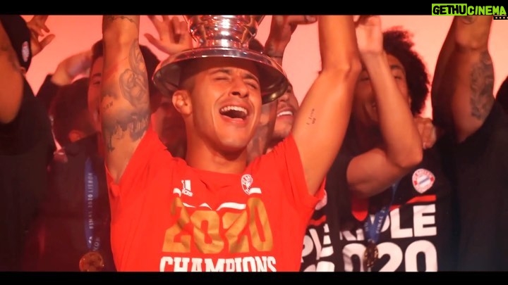 Thiago Alcántara Instagram - Sound on. Goosebumps. And the best possible memory to close this amazing chapter. @fcbayern
