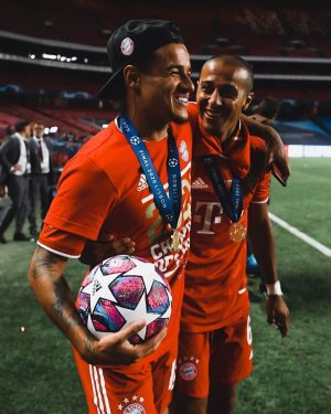 Thiago Alcántara Instagram - Enjoy the moments!
What a TEAM!