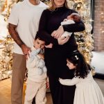 Thiago Alcántara Instagram – Merry Christmas from our family to yours🎄🎅🏼✨