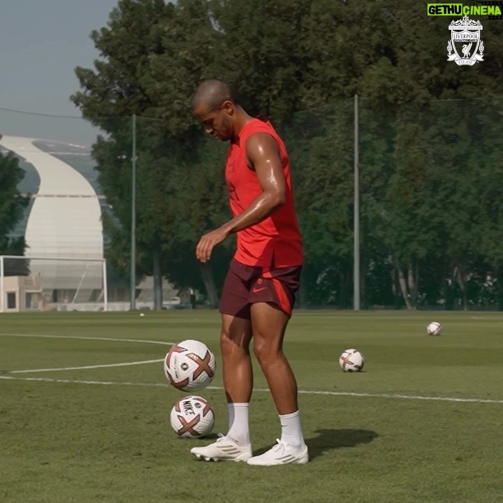 Thiago Alcántara Instagram - ⏯️ dubai camp. @liverpoolfc