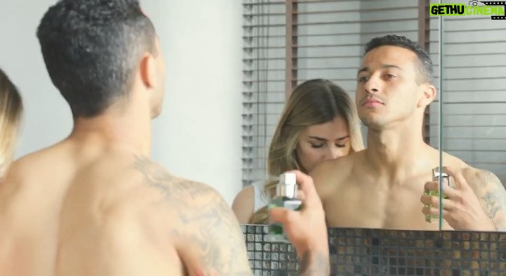 Thiago Alcántara Instagram - Give importance to the little things, try to hold them #FORALLETERNITY @calvinklein ETERNITY EDP FOR MEN  #ad