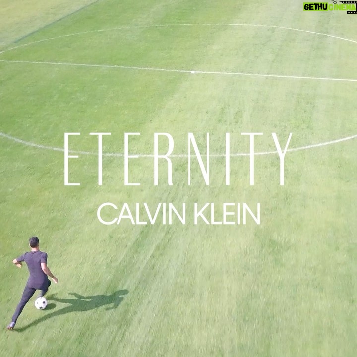 Thiago Alcántara Instagram - Becoming the father of my child with the love of my life is a moment I will hold #FORALLETERNITY. Proud to announce my partnership around the new fragrance @calvinklein ETERNITY EDP FOR MEN #sponsored