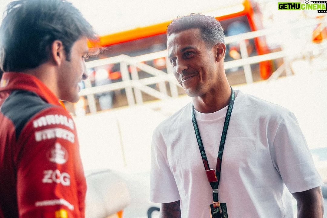 Thiago Alcántara Instagram - Grazie mille, @scuderiaferrari . Amazing experience and hospitality. Thanks for having us! 🫶🏽 🏎️ Silverstone - F1 British Grand Prix