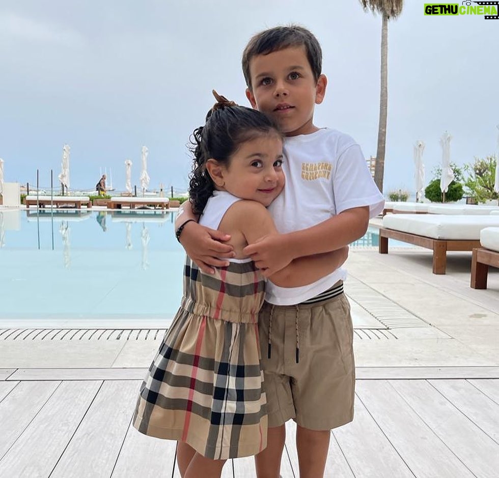 Thiago Alcántara Instagram - summer ‘22 ✅ back to Liverpool! ⚽️🥳