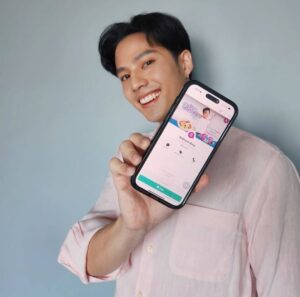 Thiti Mahayotaruk Instagram - Valentine ปีนี้มาส่งมอบความ fresh ให้กับคนพิเศษของเรากันดีกว่าาาา กับ Valentine‘s Premium Set มีทั้ง หางแคนาเดียนล็อบเตอร์อบเนย 2 หาง น้องตุ๊กตาล็อบเตอร์ 1 ตัว และ เมนูสุดพิเศษ คาโบนาร่ากุ้งกรอบ เชสดาร์ชีสไข่ลาวา ทั้งหมดนี้แค่ 1,190 บาท(จากปกติ1,990) สามารถสั่งซื้อได้ที่ Line: @qfresh จองได้ตั้งแต่ วันที่ 7 – 13 ก.พ. 67 #Qfresh #QfreshFreshlyInLove #บอกรักด้วยอาหารทะเลQfresh